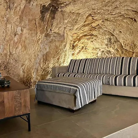 Grotta Divina *