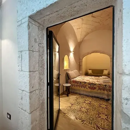 Grotta Divina