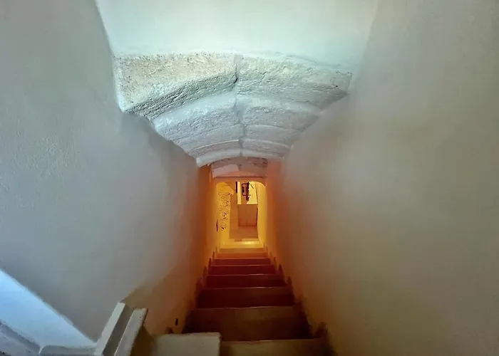 Grotta Divina 奥斯图尼