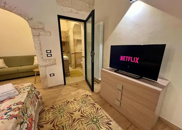 公寓 Grotta Divina 奥斯图尼