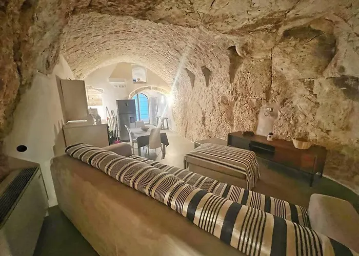 아파트 Grotta Divina 오스투니