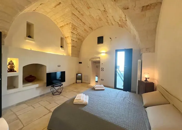 Grotta Divina * 오스투니